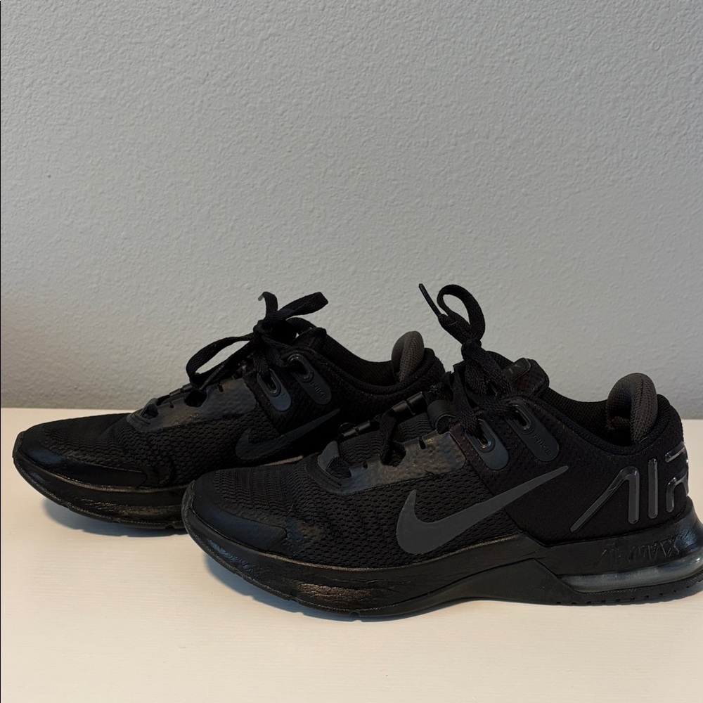 Nike All-Black Athletic Air Max Trainers